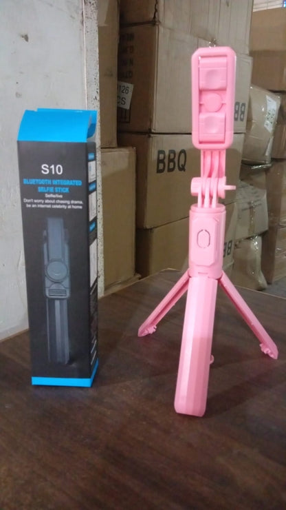 Portable Foldable Selfie Stick with Remote Control, YouTuber Video Recording (1 Pc)