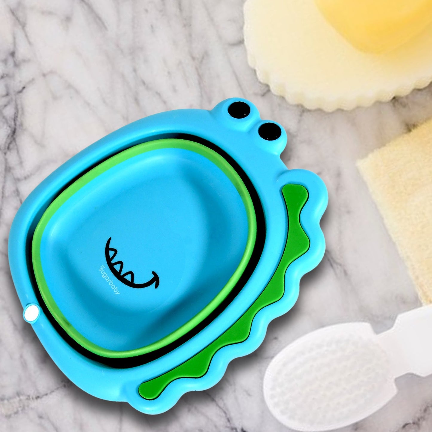 Frog Shape Foldable Baby Wash Basin – Space-Saving Face Washing Tub (33×31cm)